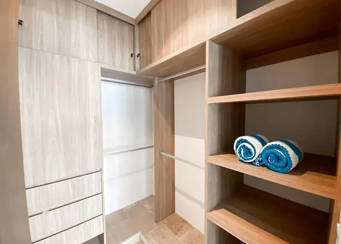 Serenada 2nd Floor 2 Bedroom By Dpm *